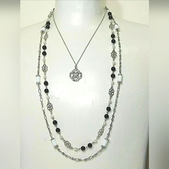 Jewelry - Beautiful Lia Sophia "MY GIRLS" Set of 3 Detachable Necklaces, Crystals, NWT